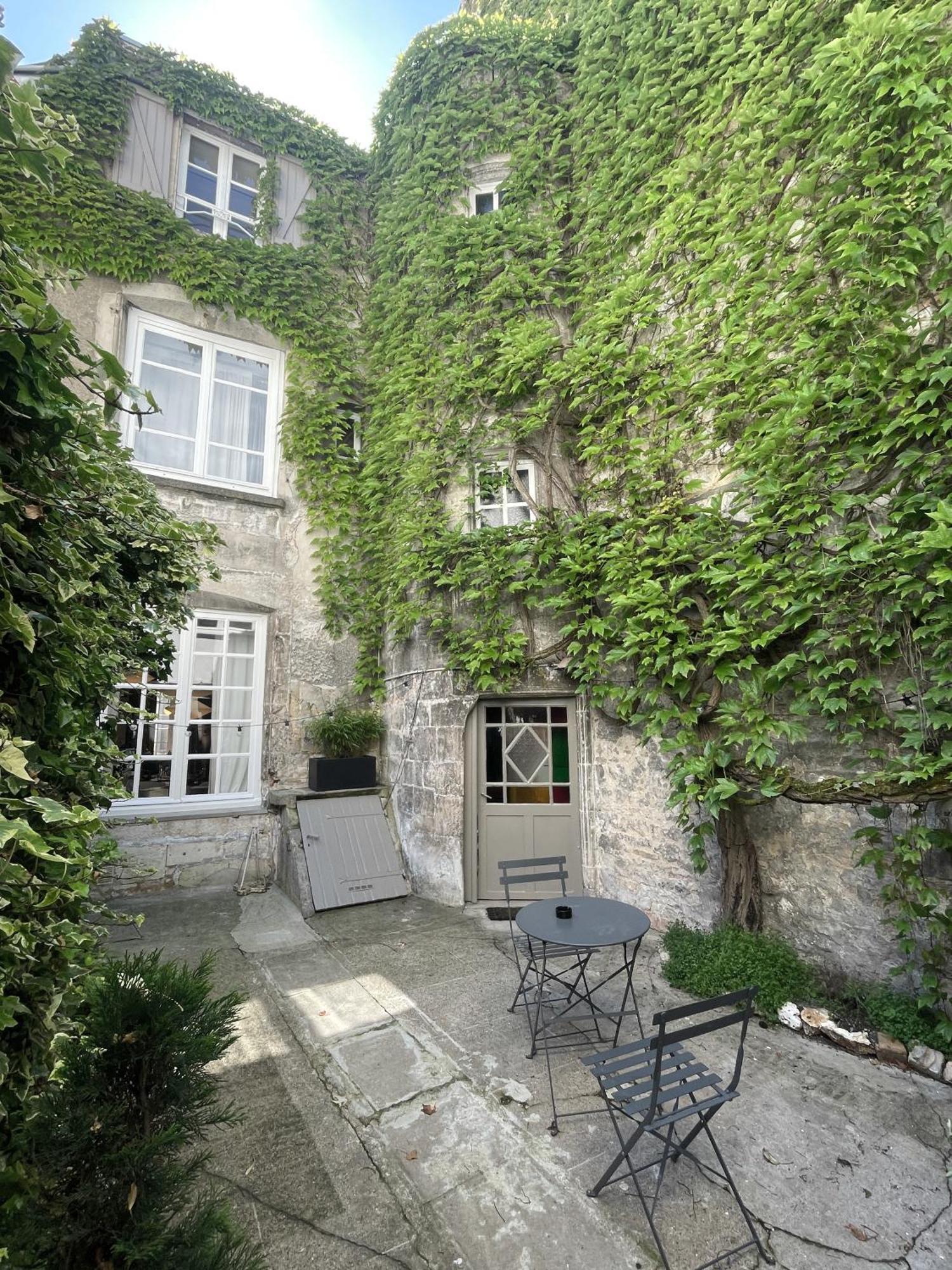 שומון Sejours Maison Baluchon מראה חיצוני תמונה